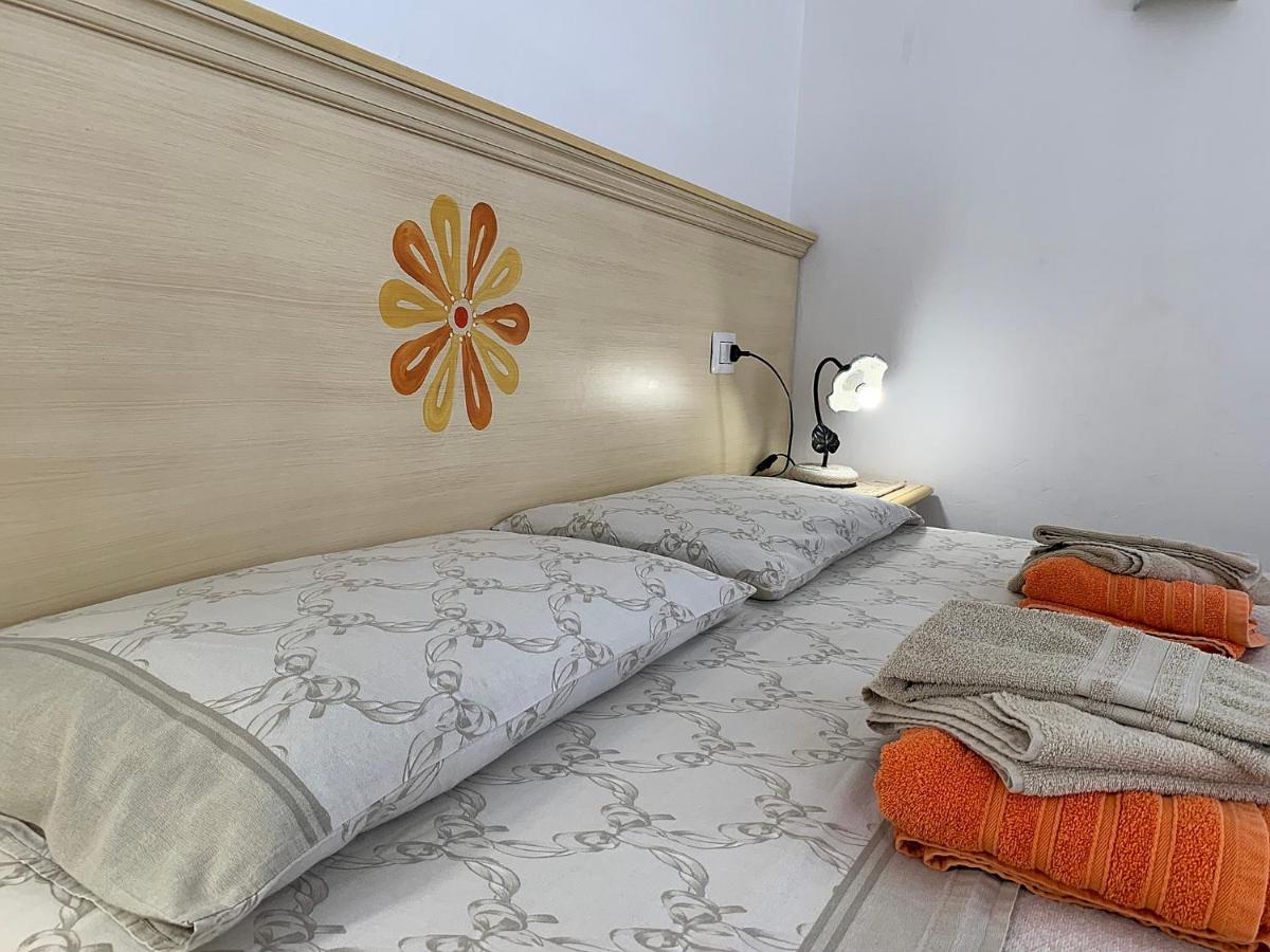 Vistamare Villa Orosei Luaran gambar