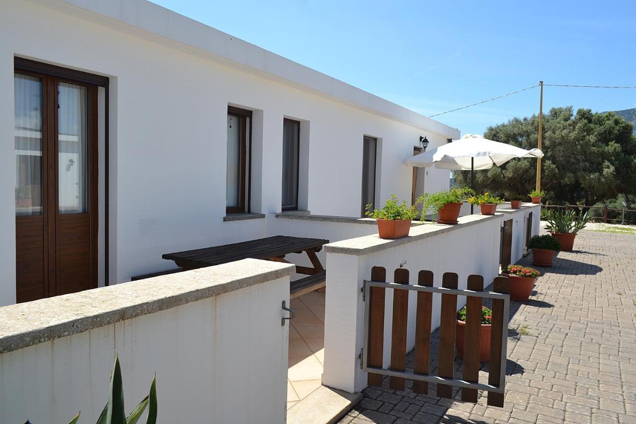 Vistamare Villa Orosei Luaran gambar
